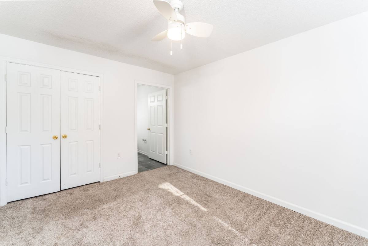 Apartment for rent at 1919 Spring Garden St, Greensboro, NC 27403