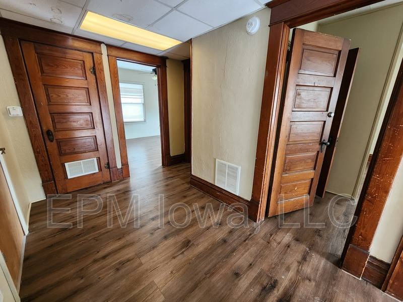 Apartment for rent at 604 1 2 W Seerley Blvd, Cedar Falls, IA 50613