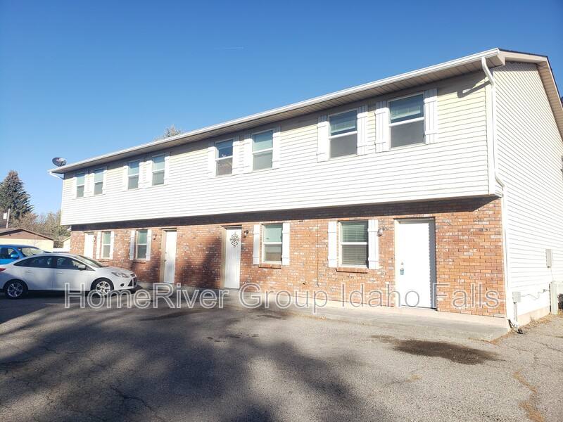 Townhouse for rent at 1753 Grandview Dr #4, Idaho Falls, ID 83402