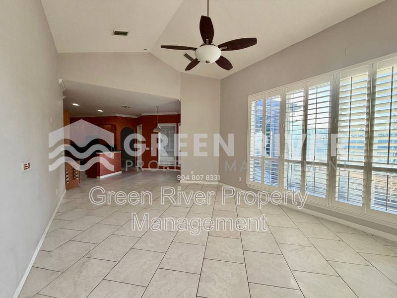 House for rent at 1462 Scenic Oaks Dr, Orange Park, FL 32065