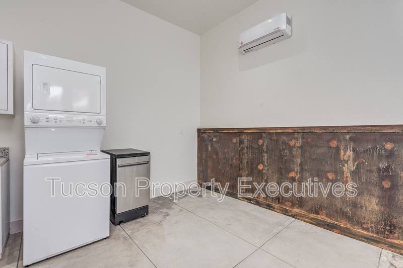 Apartment for rent at 41-1 E McCormick St, Tucson, AZ 85701