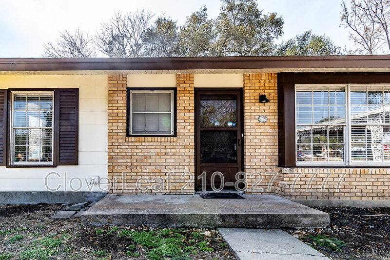 House for rent at 1006 Sumner Dr, San Antonio, TX 78218