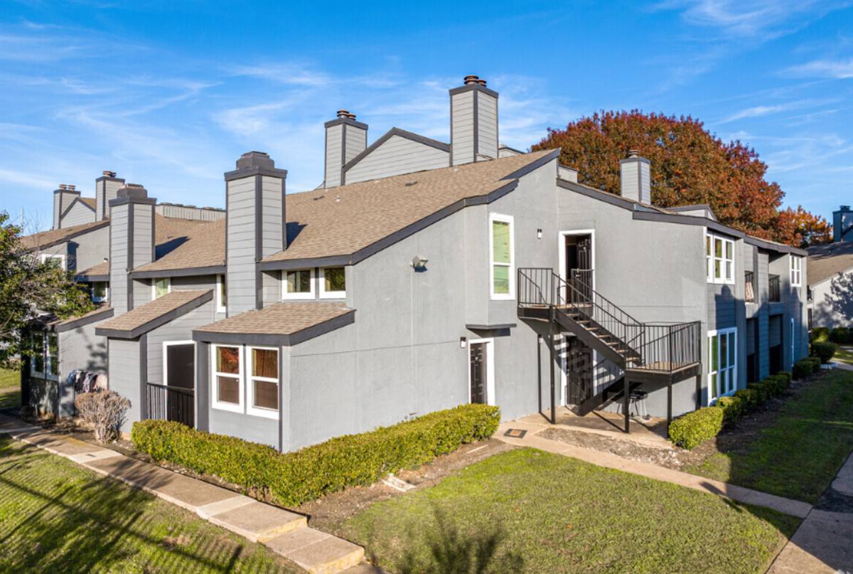 Townhouse for rent at 9696 Walnut St #1502, Dallas, TX 75243
