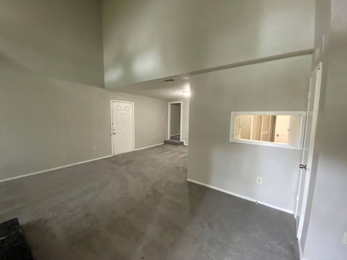 Townhouse for rent at 9696 Walnut St #1502, Dallas, TX 75243
