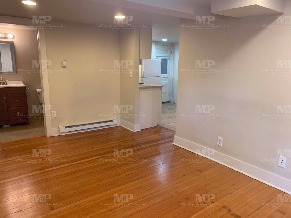 Townhouse for rent at 645 1 2 S Loomis Ave, Fort Collins, CO 80521