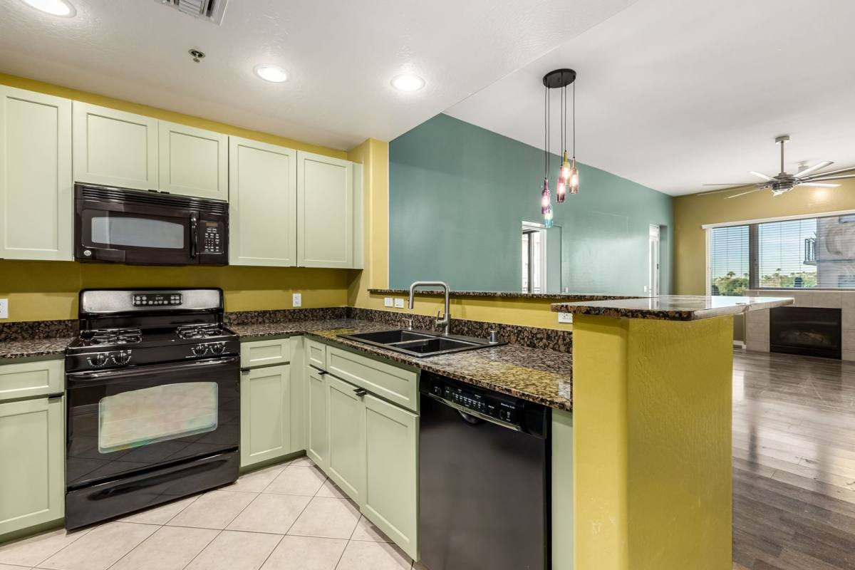 Apartment for rent at 2302 N Central Ave, Phoenix, AZ 85004