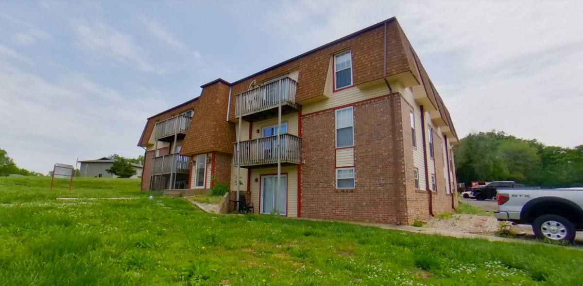 Apartment for rent at 713 Dondee Dr, Manhattan, KS 66502