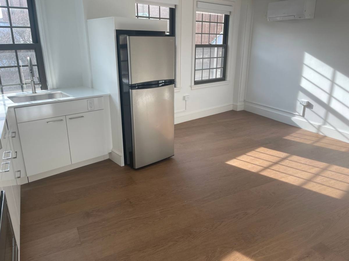 House for rent at 1190 Massachusetts Ave, Cambridge, MA 02138