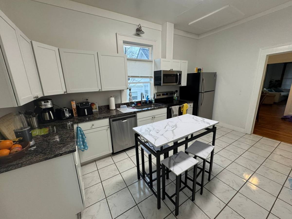 House for rent at 792 Little Oconee St, Athens, GA 30605