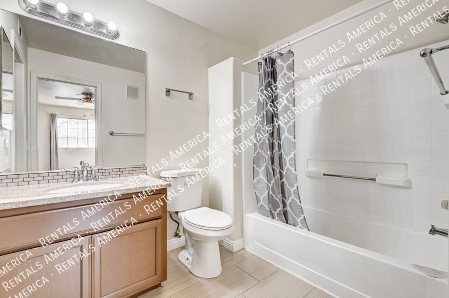 Townhouse for rent at 8144 Autumn Star Ave, Las Vegas, NV 89145