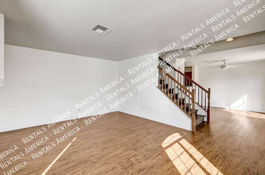 Townhouse for rent at 8144 Autumn Star Ave, Las Vegas, NV 89145