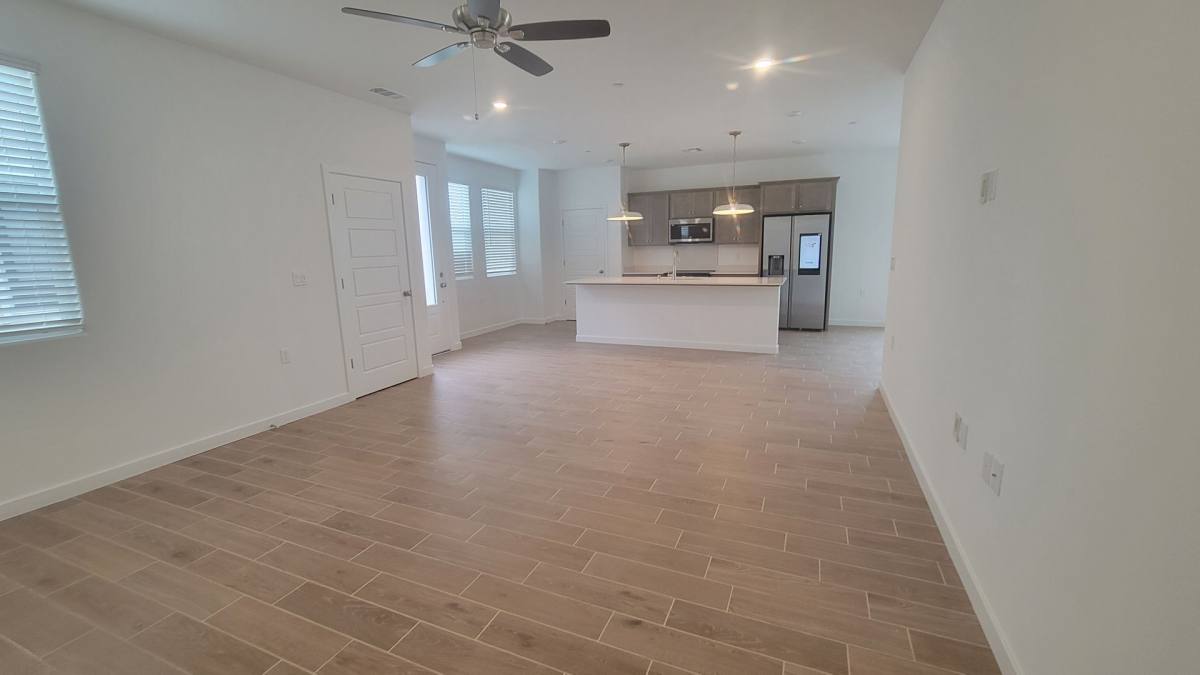House for rent at 12570 Pensinger Rd, Bakersfield, CA 93311
