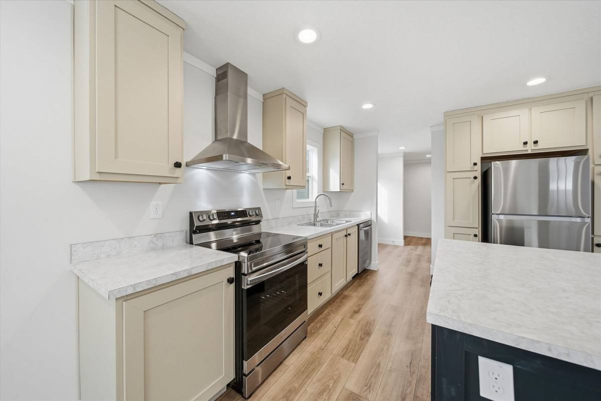 House for rent at 2110 24th St NE, Hickory, NC 28601
