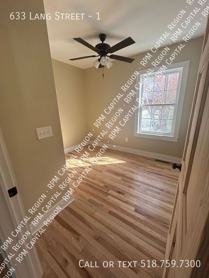 Apartment for rent at 633 Lang St #1, Schenectady, NY 12308