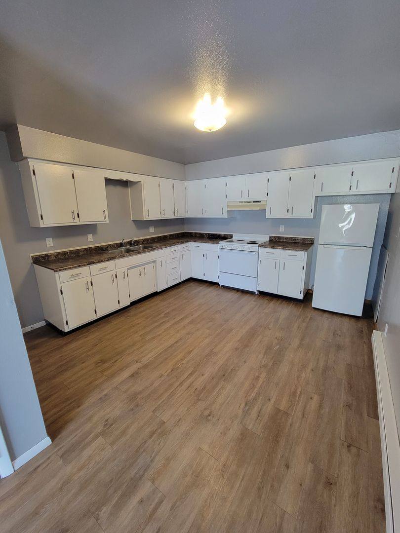 Apartment for rent at 228 W 12th St, Kaukauna, WI 54130