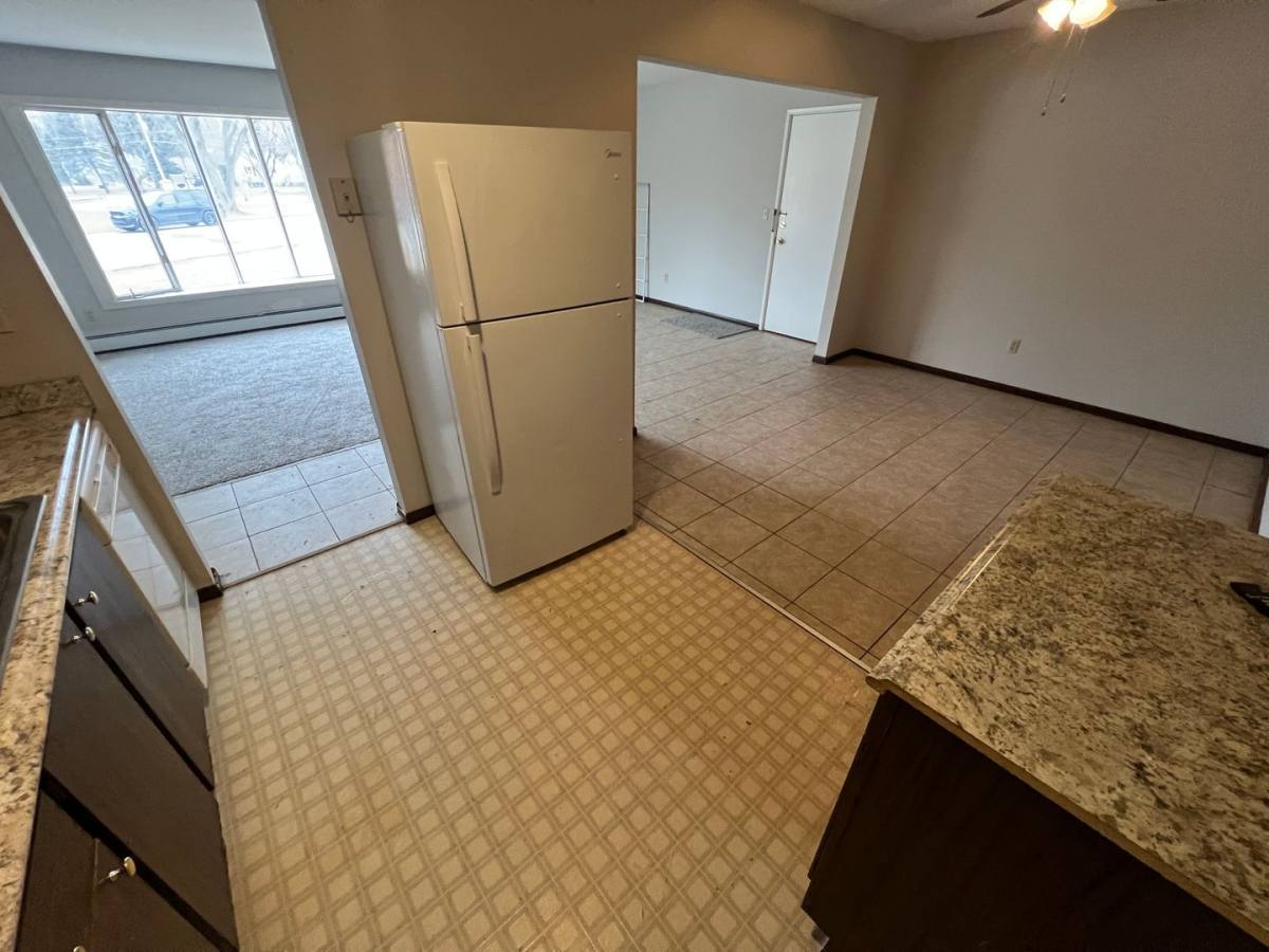 Apartment for rent at 240 Williamsburg Dr, Mequon, WI 53092