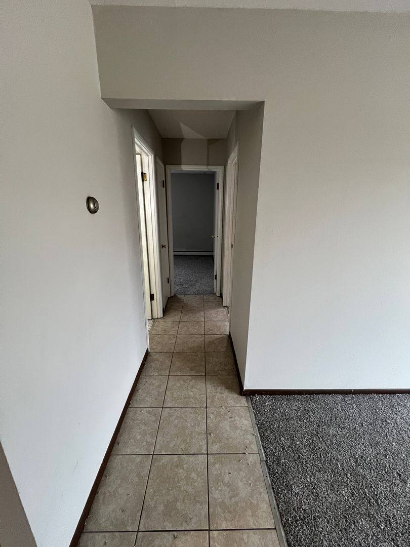 Apartment for rent at 240 Williamsburg Dr, Mequon, WI 53092