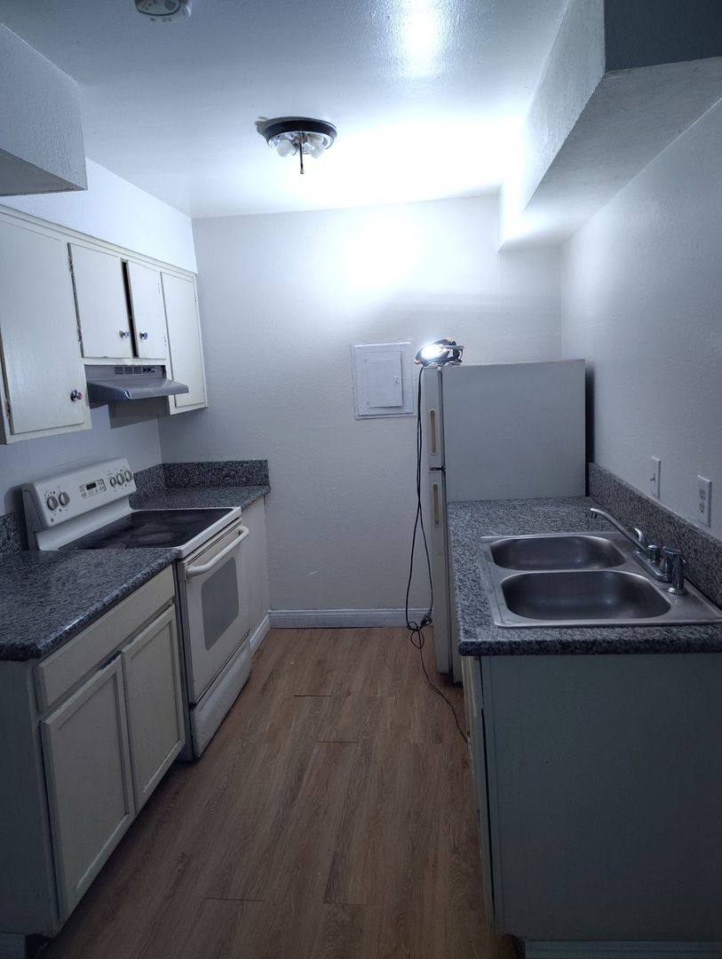 Apartment for rent at 2517 Cedar Ave, Las Vegas, NV 89101