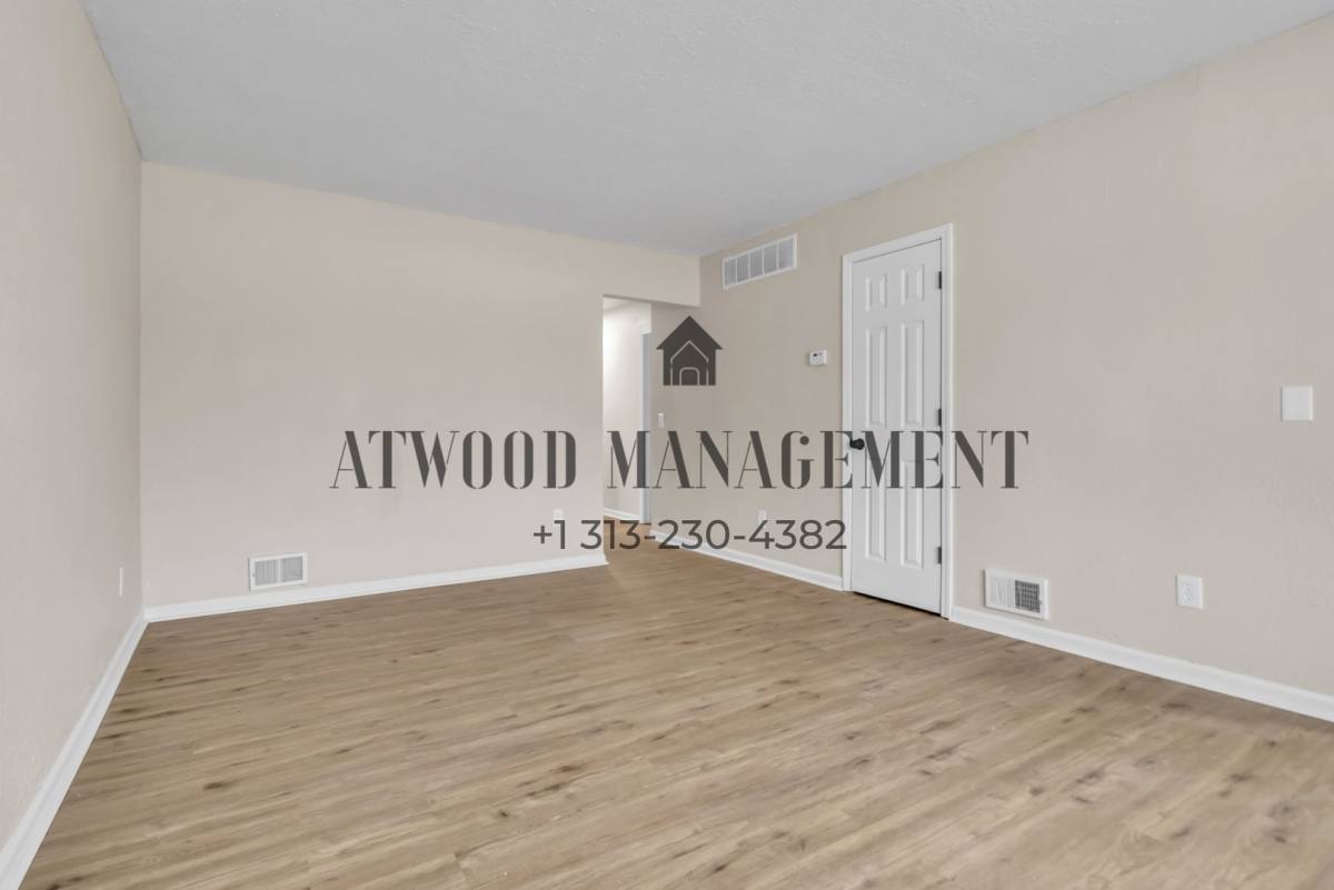 House for rent at 19050 W Davison St, Detroit, MI 48223