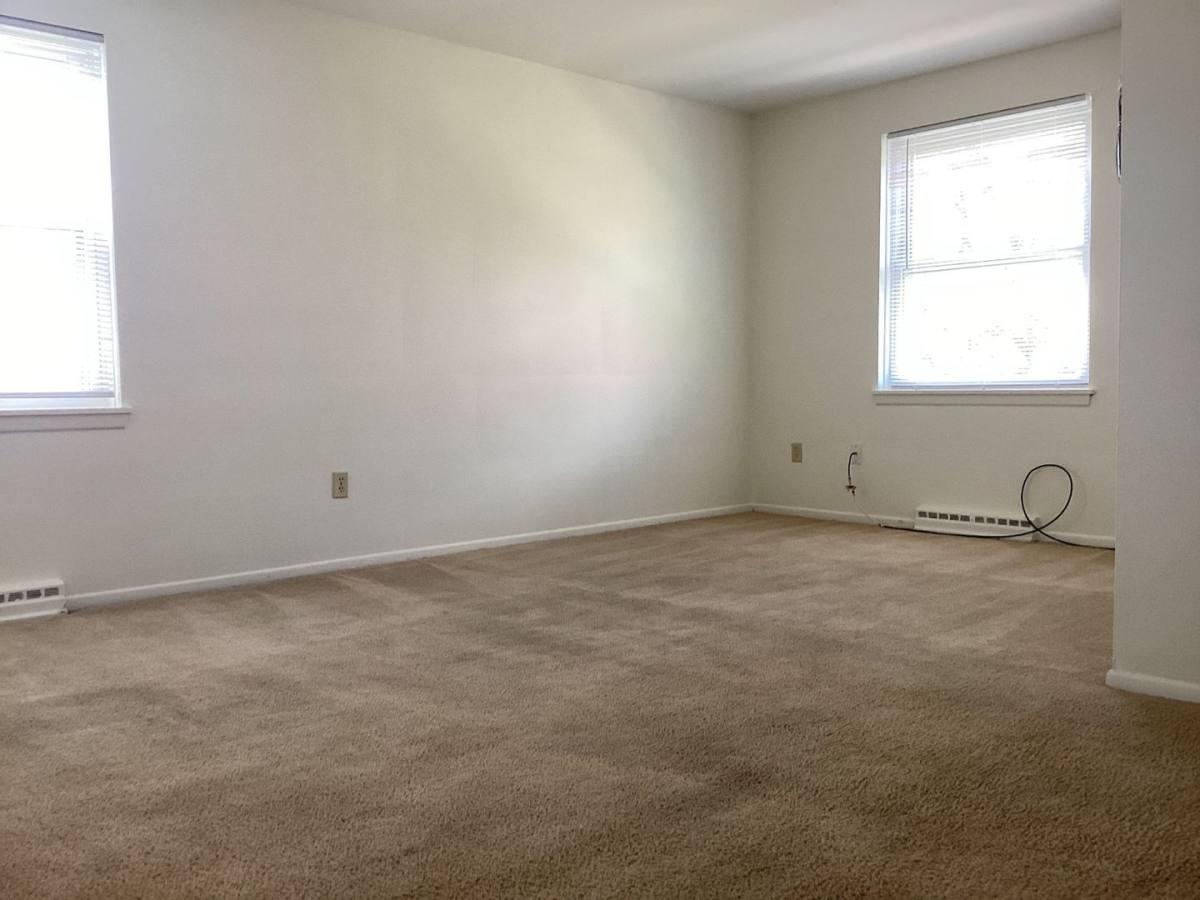 Apartment for rent at 19710-50 Euclid Ave, Euclid, OH 44117
