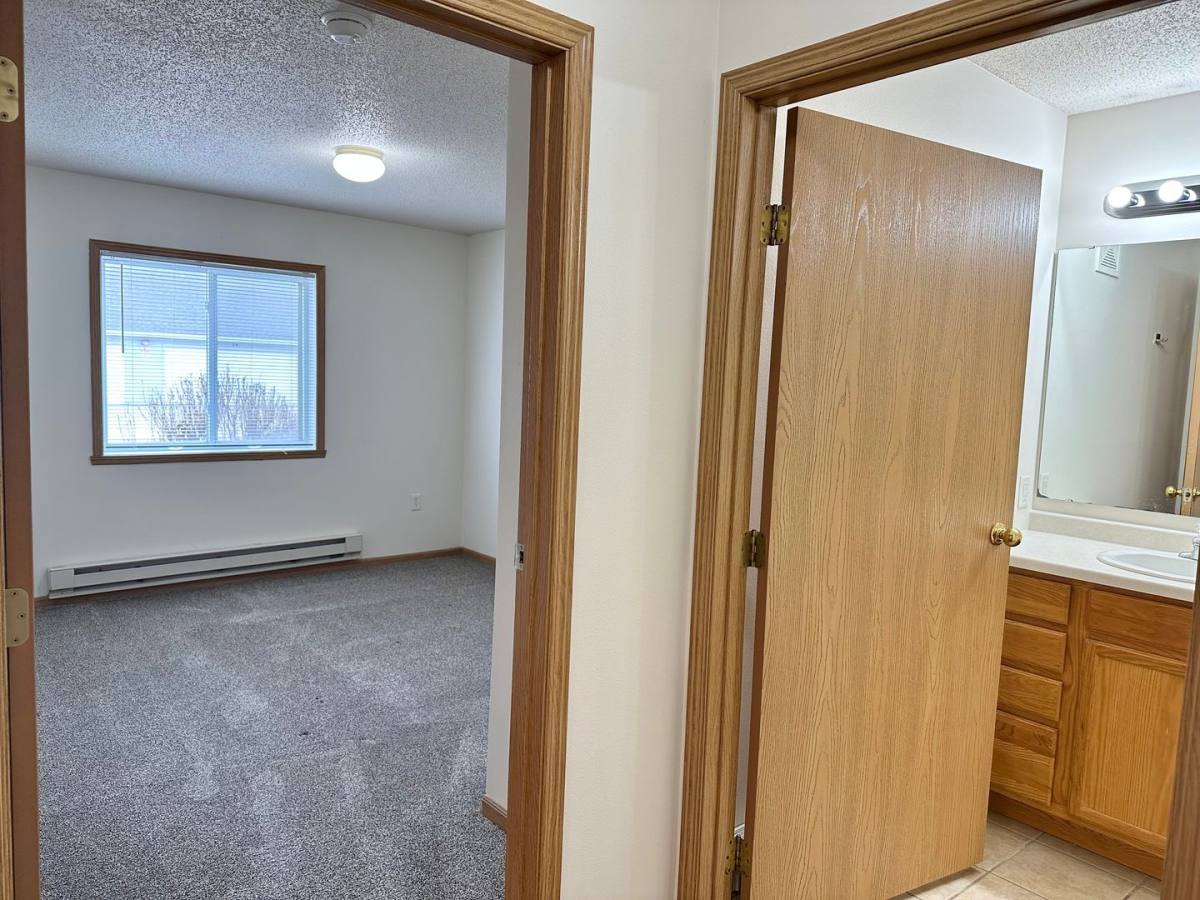 Apartment for rent at 4281 33rd Ave S, Fargo, ND 58104