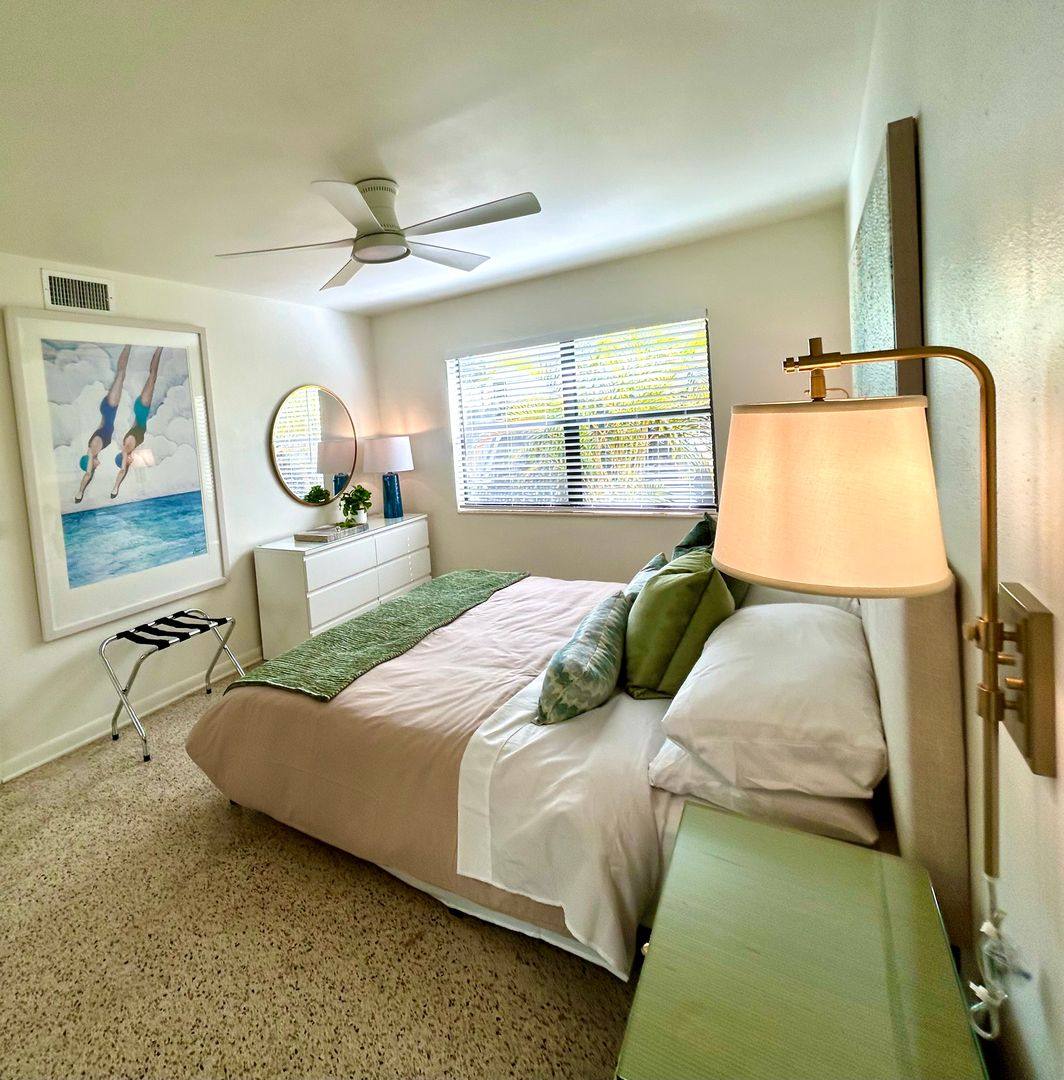Apartment for rent at 201 Columbia Dr, Tampa, FL 33606