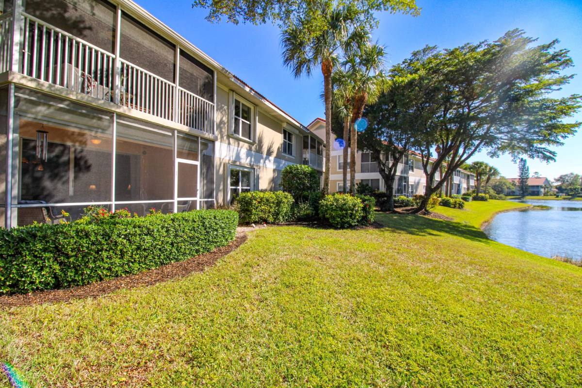 Condo for rent at 5330 Andover Dr, Naples, FL 34110