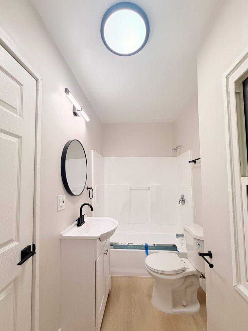 Apartment for rent at 1005 Berendo St #1, Los Angeles, CA 90029