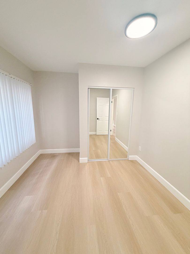 Apartment for rent at 1005 Berendo St #1, Los Angeles, CA 90029