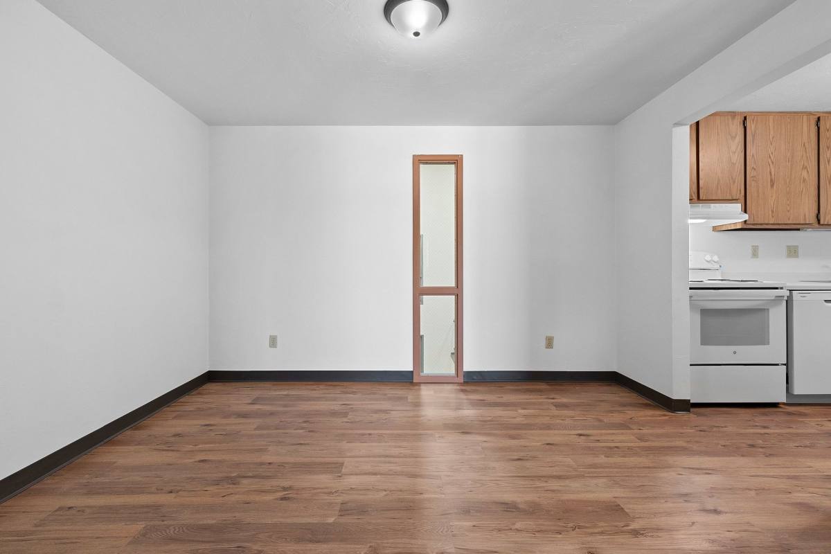Apartment for rent at 1079 Pilgrim Way, Green Bay, WI 54304
