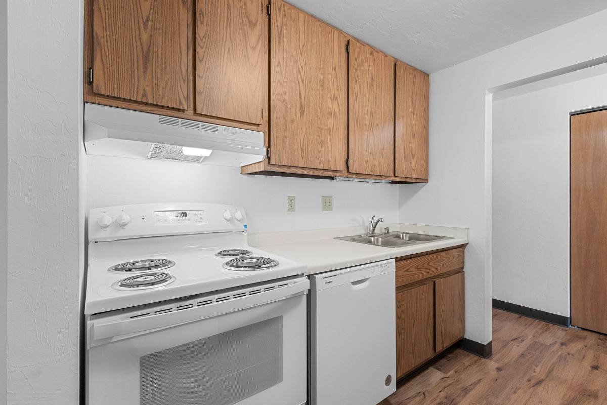 Apartment for rent at 1079 Pilgrim Way, Green Bay, WI 54304