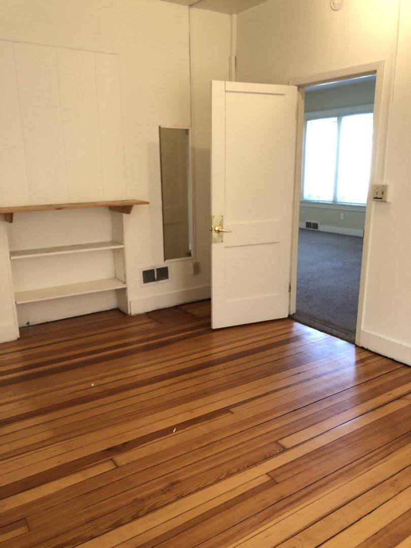 Townhouse for rent at 619 Bowery, Iowa City, IA 52240