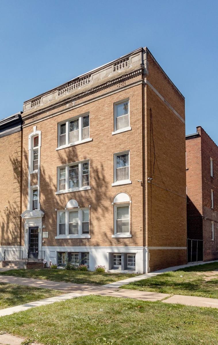 Apartment for rent at 150 Glynn Court, Detroit, MI 48202
