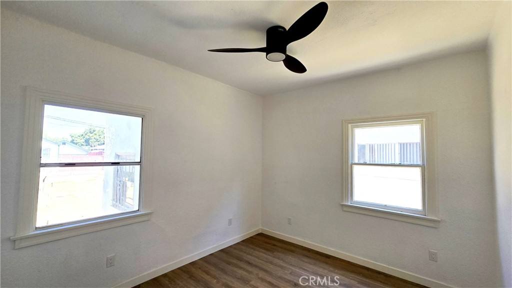 Apartment for rent at 973 N Pk Circle #973-5, Long Beach, CA 90813