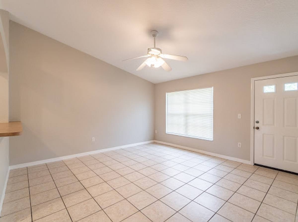 House for rent at 9 E 5th St, Saint Cloud, FL 34769