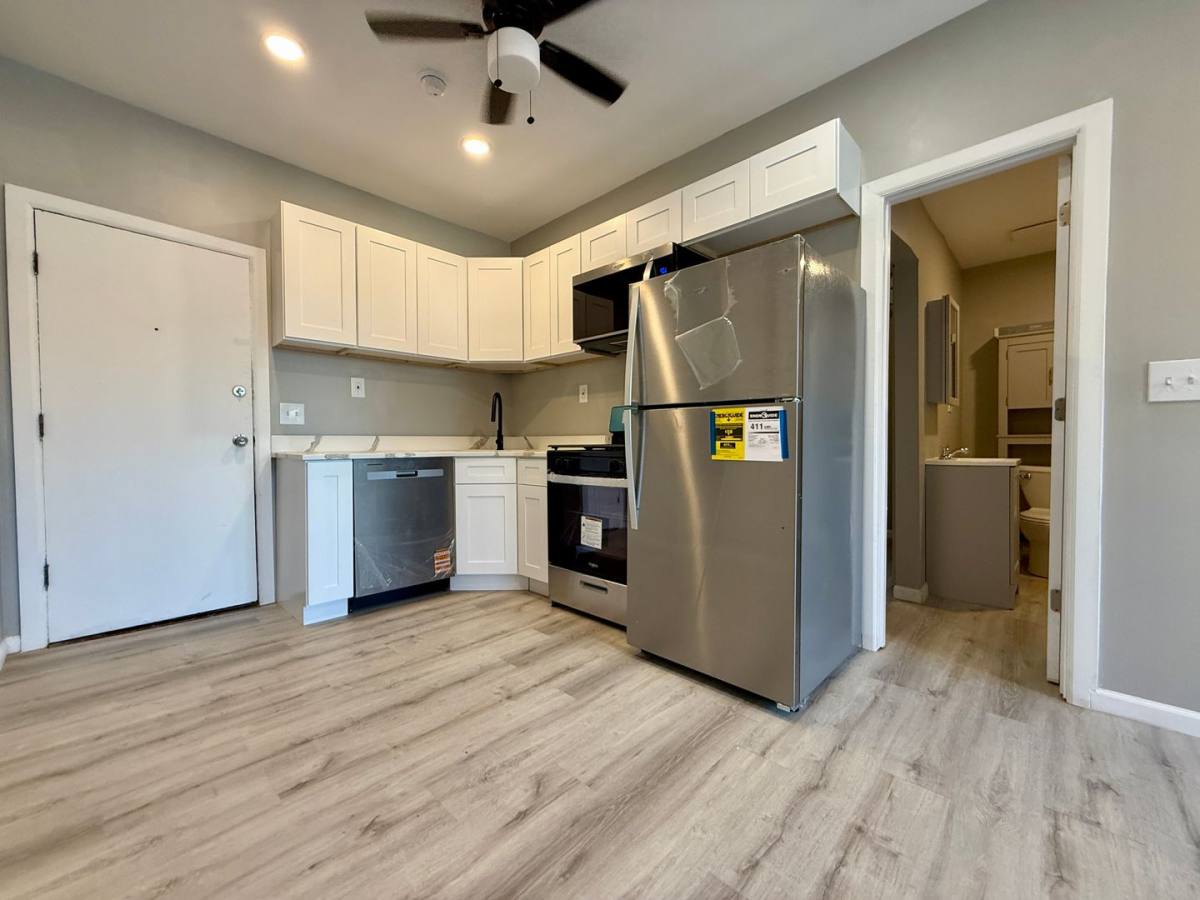 Apartment for rent at 3221 S May, Chicago, IL 60608