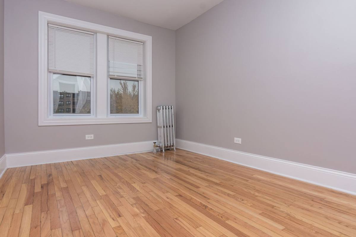 Apartment for rent at 8143 S Ellis Ave, Chicago, IL 60619
