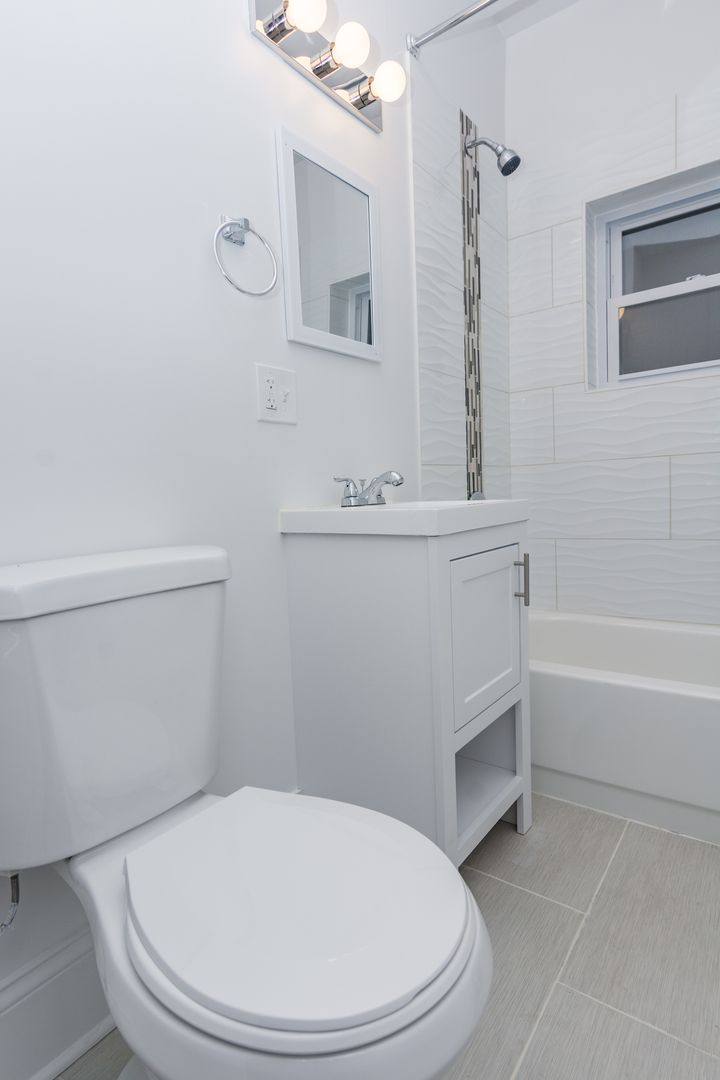 Apartment for rent at 8143 S Ellis Ave, Chicago, IL 60619