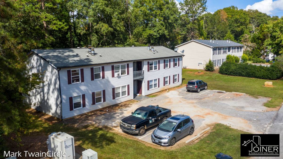 Apartment for rent at 109 Mark Twain Circle, Athens, GA 30605