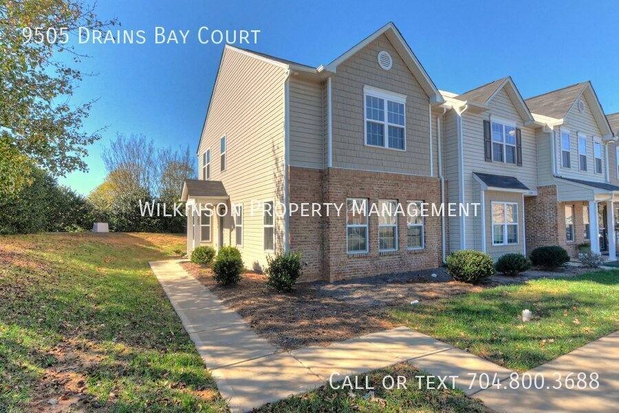House for rent at 9505 Drains Bay Court, Charlotte, NC 28214