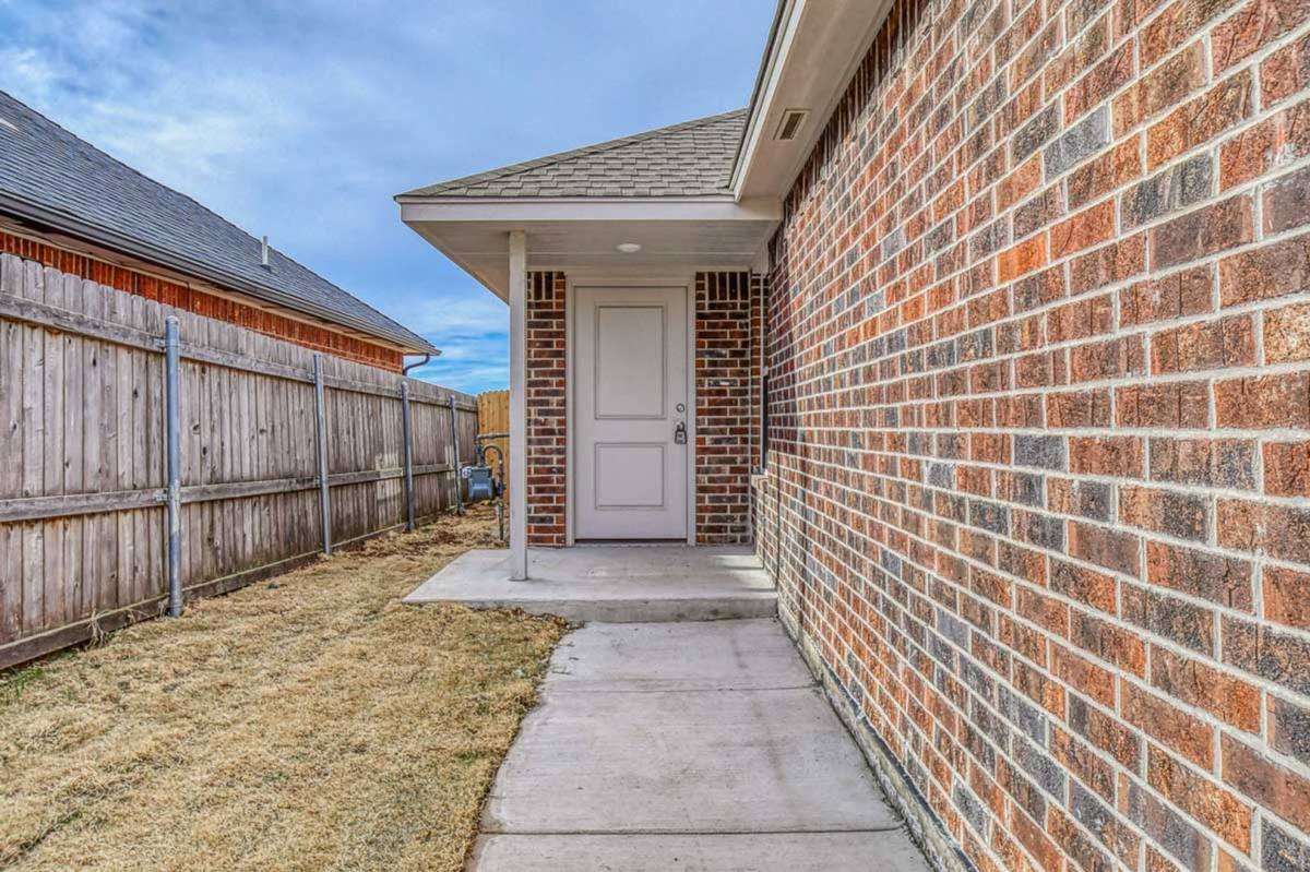 House for rent at 1005 Saint Cecil, Oklahoma City, OK 73160