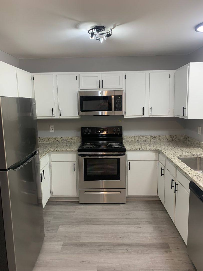 Apartment for rent at 216 Mark Twain Circle, Athens, GA 30605