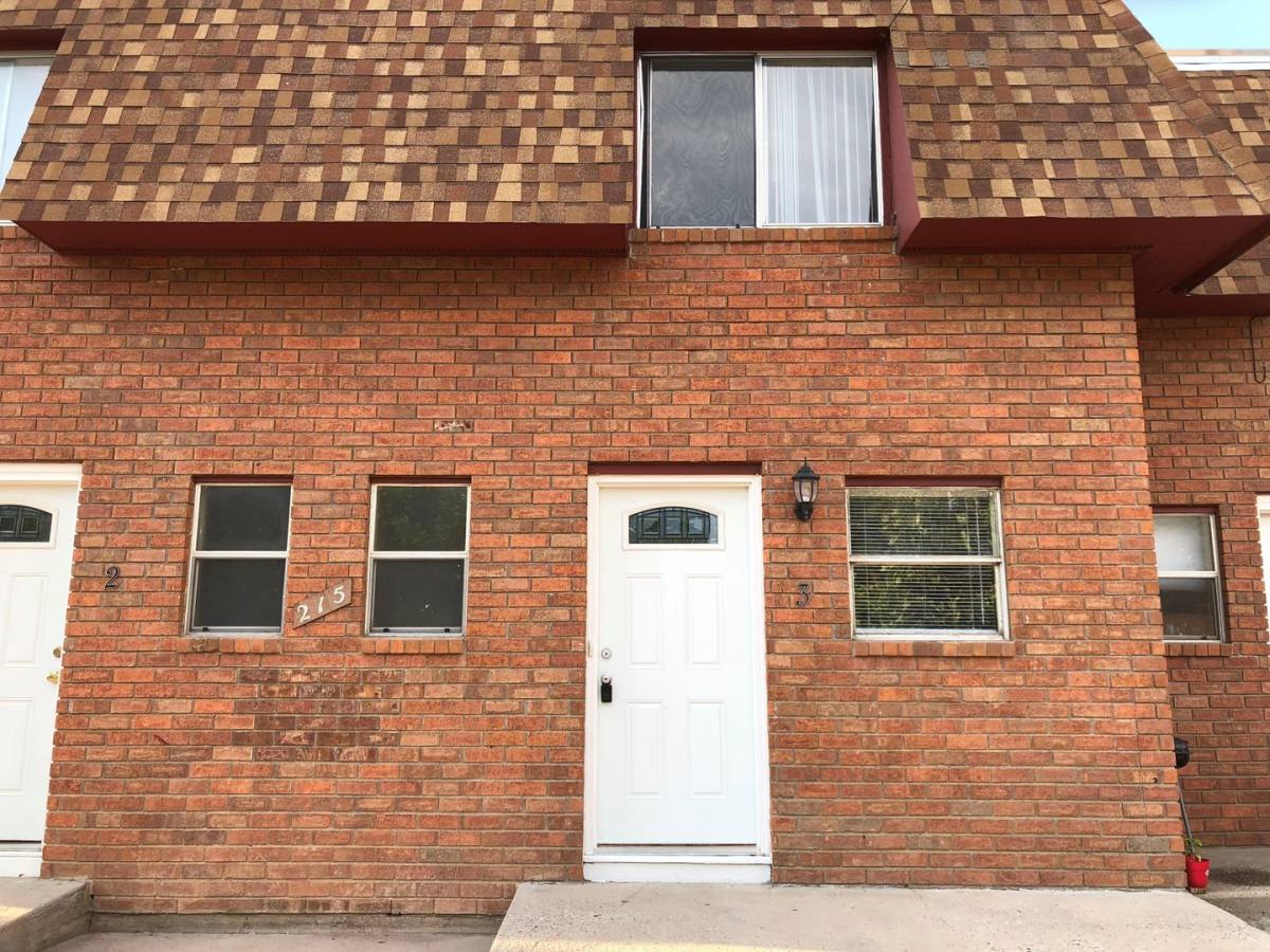 Apartment for rent at 220 Chapa Place, Pueblo, CO 81004