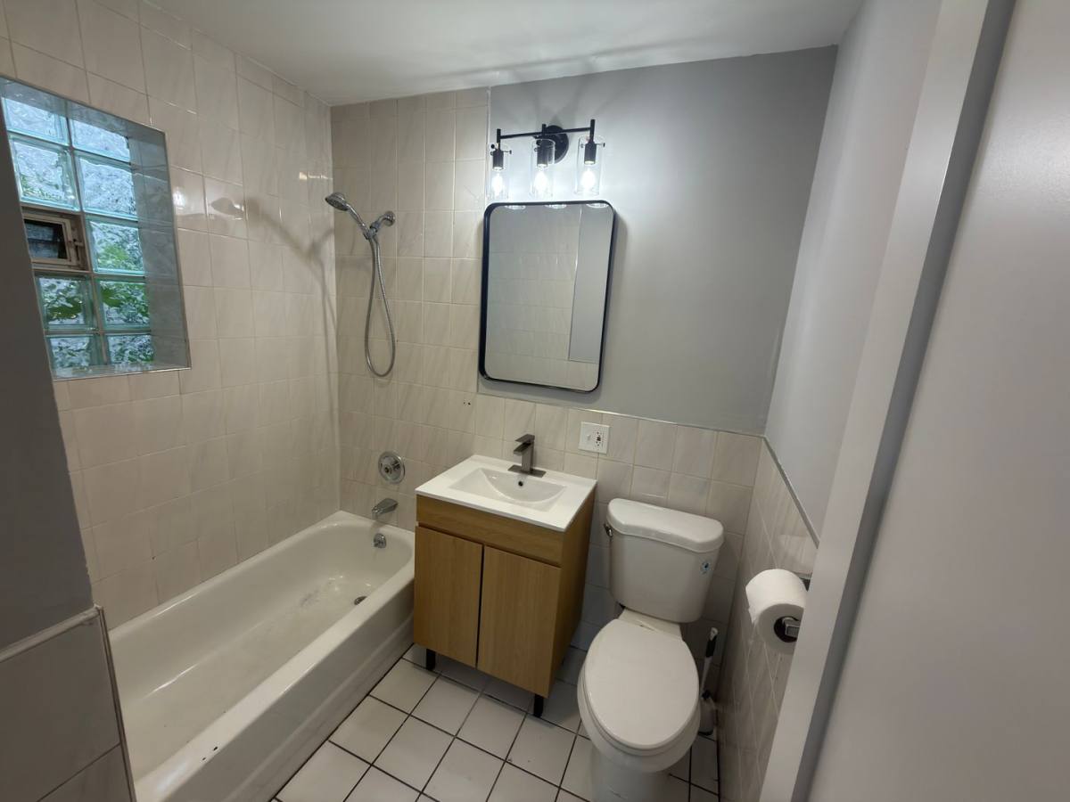 Apartment for rent at 6524 W Diversey Ave, Elmwood Park, IL 60707