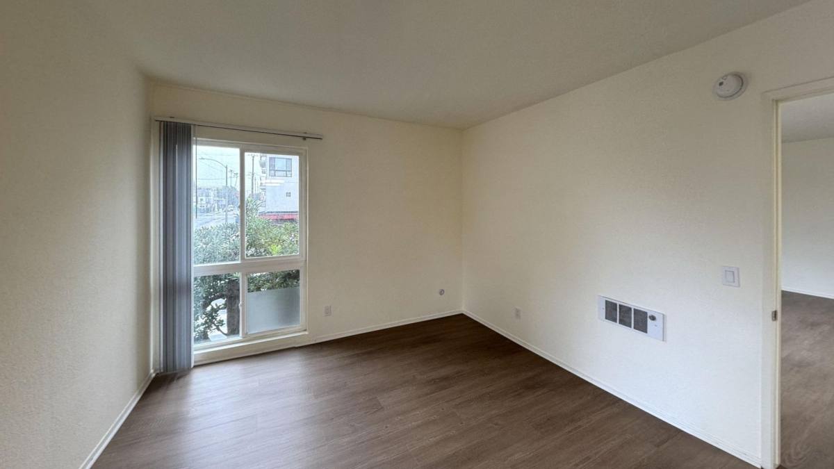 Apartment for rent at 5751 Camellia Ave #219, North Hollywood, CA 91601