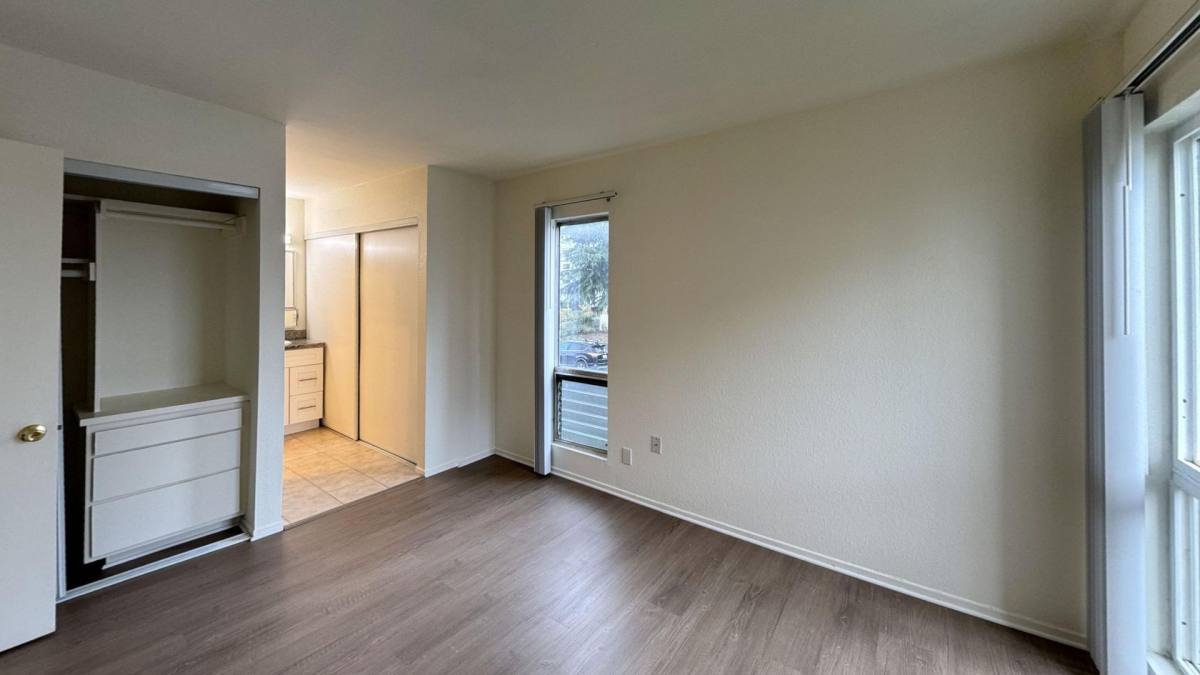 Apartment for rent at 5751 Camellia Ave #219, North Hollywood, CA 91601