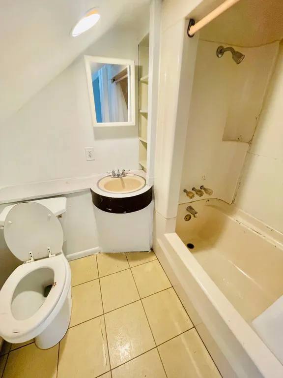 Apartment for rent at 29 S 7th St #4, Easton, PA 18042