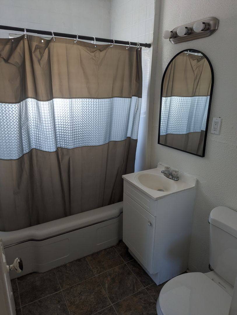 Apartment for rent at 814 7th St Units 1-6 #4, Rock Springs, WY 82901