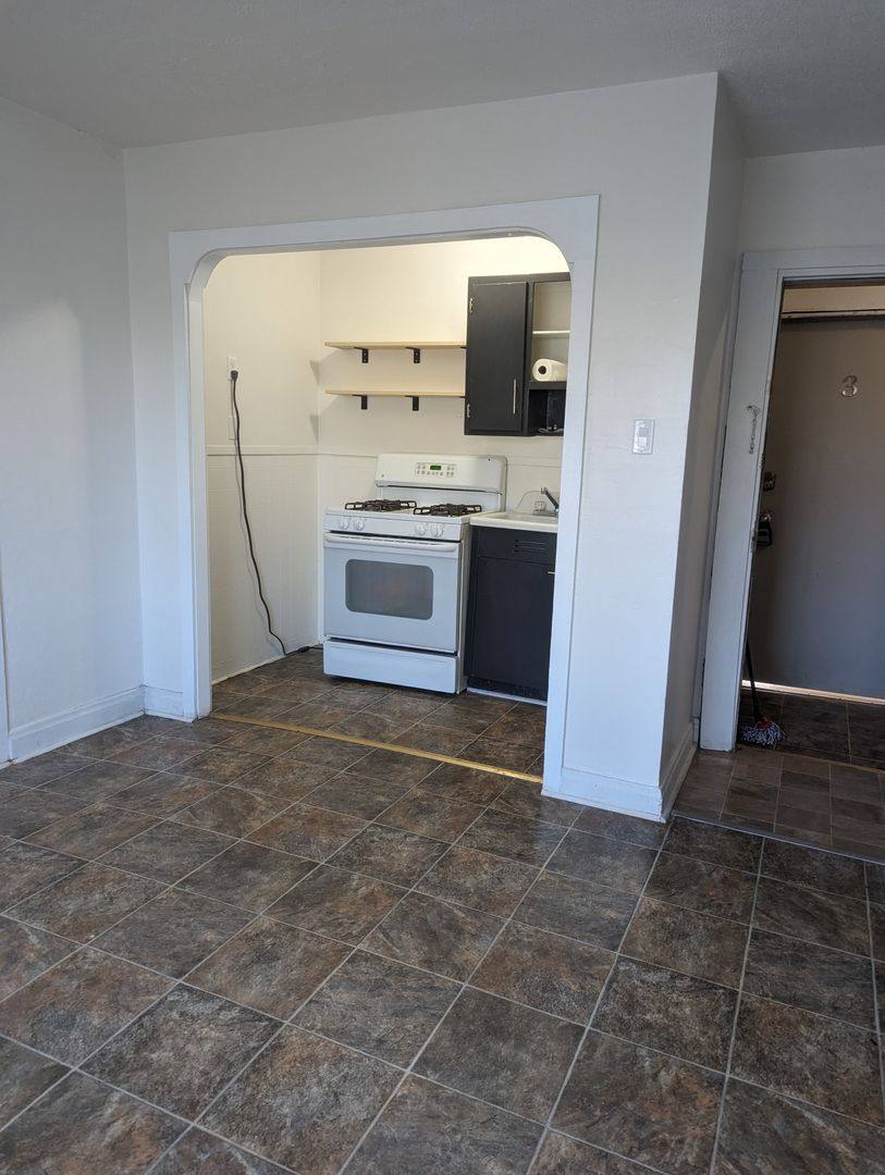 Apartment for rent at 814 7th St Units 1-6 #4, Rock Springs, WY 82901