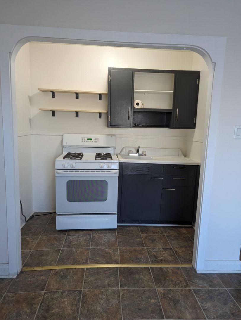 Apartment for rent at 814 7th St Units 1-6 #4, Rock Springs, WY 82901